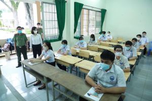 Tổ chức đợt 2 kỳ thi tốt nghiệp THPT năm 2021 bắt đầu từ ngày 5-8-2021.