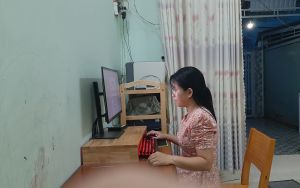 Khi giáo viên học online