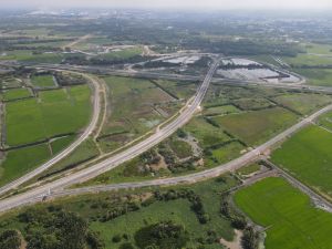 Tạo sự đột phá từ hạ tầng giao thông