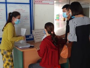 Tạm ngưng giao dịch trực tiếp các thủ tục về bảo hiểm thất nghiệp để phòng dịch