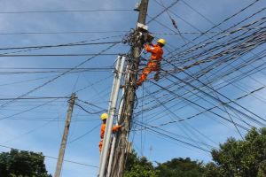 Người dân vùng giãn cách xã hội được giảm tiền điện