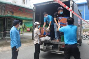 Tích cực hỗ trợ người lao động vượt qua khó khăn của đại dịch