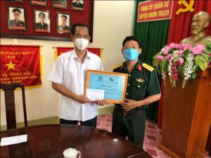 Nhơn Trạch tiếp nhận nhu yếu phẩm hỗ trợ lực lượng phòng, chống dịch