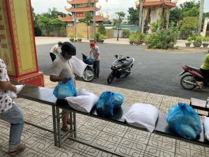 Vận động tăng ni và phật tử tình nguyện viên tham gia tuyến đầu hỗ trợ công tác phòng, chống dịch Covid-19