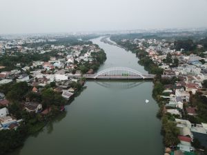 Phê duyệt phương án giá đất để tính tiền đền bù, hỗ trợ đối với dự án xây dựng đường ven sông Cái