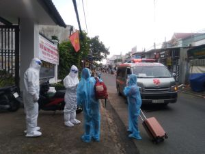 Tài xế tình nguyện chở F0: Không góp được tiền thì mình góp sức