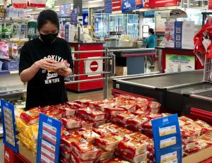 Nhu cầu đặt bánh trung thu ảm đảm vì dịch bệnh