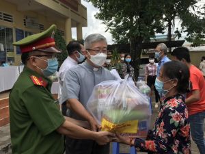 Ấm tình quân dân