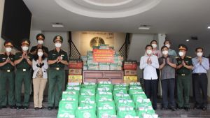 Tư lệnh Quân khu 7 làm việc với Ban chỉ đạo phòng, chống dịch Covid-19 TP.Biên Hòa