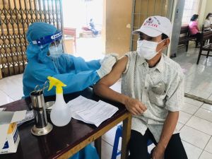 Nới lỏng giãn cách nhưng phải bảo đảm an toàn