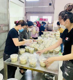 Tiếp sức cho tiền tuyến