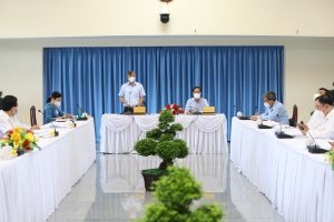 Chủ tịch UBND tỉnh chủ trì họp báo về kinh tế xã hội và công tác phòng chống dịch