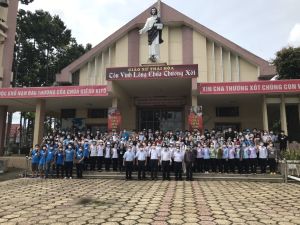 Giáo phận Xuân Lộc: Hơn 500 tình nguyện viên tham gia tuyến đầu chống dịch