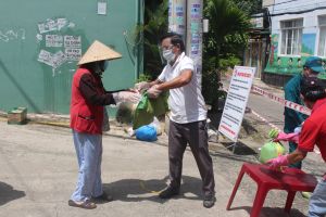 Những tấm lòng nhân ái trong đại dịch