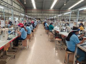 Nhiều doanh nghiệp ở Khu Công nghiệp Long Khánh hoạt động trở lại.