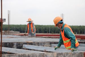 Yêu cầu các nhà thầu lập kế hoạch tăng ca, đăng ký khối lượng thi công và kế hoạch phòng chống dịch Covid-19