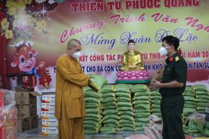 Gương dân vận khéo: Góp sức chăm lo cho người khó khăn, hộ nghèo…