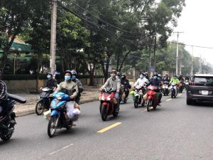 Nguy cơ mất an toàn khi chạy xe đường dài về quê