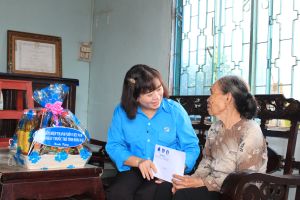 Gương mẫu đi đầu trong các hoạt động của Hội