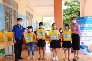 Tiếp sức đàn em thân yêu