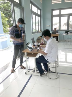 Làm hết việc chứ không hết giờ