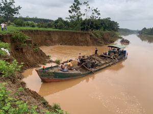 Ngăn chặn kịp thời tình trạng khai thác cát trái phép