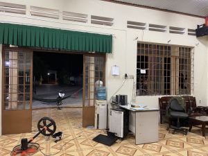 Điều tra nhóm đối tượng xông vào trụ sở công an xã đập phá