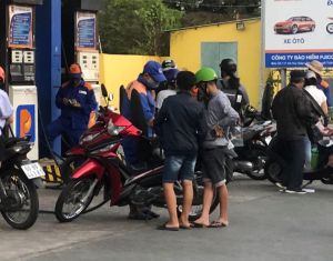 Sẽ điều chỉnh thời gian điều hành giá xăng dầu 3 lần/tháng từ đầu năm 2022