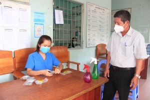 Ba gói thuốc dùng cho F0 điều trị tại nhà