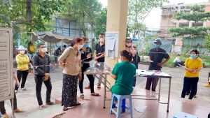 Người lao động là F0, F1 gặp khó vì yêu cầu phải có giấy nghỉ việc hưởng BHXH