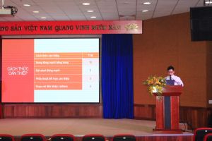 Y, bác sĩ nỗ lực nghiên cứu khoa học trong đại dịch Covid-19