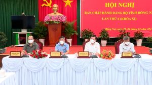 Nỗ lực trong phòng, chống dịch và phát triển kinh tế