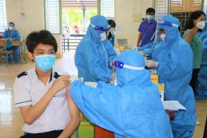 Tiếp tục tiêm 250 ngàn liều vaccine Pfizer