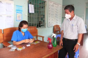 Người dân không nên tùy tiện dùng thuốc điều trị Covid-19 tại nhà