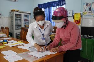 Chi 100% tiền hỗ trợ cho đối tượng khó khăn do dịch bệnh Covid-19