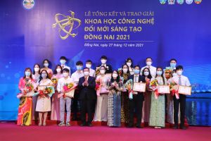 Khi “toàn dân tiến quân vào khoa học, công nghệ”