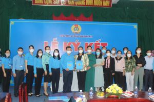 Ký kết Chương trình phối hợp về xây dựng đời sống văn hóa trong công nhân viên chức lao động