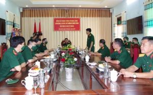 Thứ trưởng Bộ Quốc phòng đến thăm và chúc Tết Trường bắn quốc gia khu vực 3