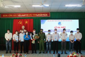 Thêm một CLB Hỗ trợ nhân dân và đảm bảo an toàn giao thông