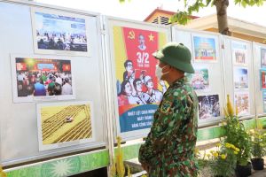 Triển lãm Biển đảo Việt Nam và người chiến sĩ Không quân