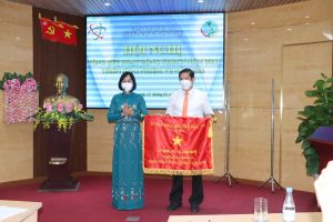 Tạo điều kiện cho các tổ chức, cá nhân hoạt động trong lĩnh vực KH-CN