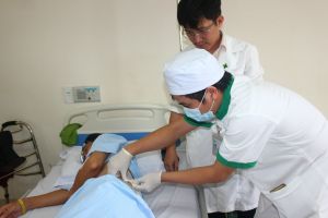 Toàn tỉnh có hơn 3,9 ngàn điều dưỡng, hộ sinh, kỹ thuật viên