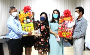 Chủ tịch UBND tỉnh Cao Tiến Dũng chúc Tết các đơn vị nghệ thuật