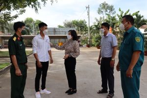 Thanh niên tỉnh nhà nô nức lên đường bảo vệ Tổ quốc