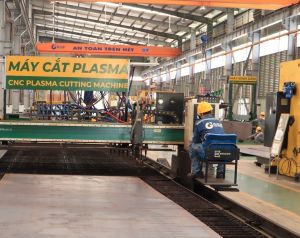 ​Lo lãi suất ngân hàng tăng