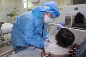 159 bệnh nhi mắc Covid-19 đang điều trị tại bệnh viện