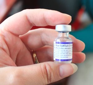 Thống nhất tiêm vaccine Pfizer cho trẻ từ 5-11 tuổi