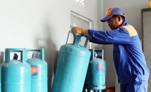 Giá gas bán lẻ tiếp tục tăng cao