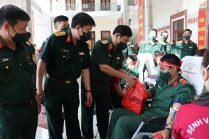 Tiếp nhận trên 400 đơn vị máu cứu chữa người bệnh