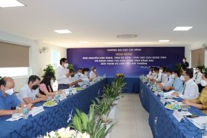 Đẩy mạnh thực hiện chuyển đổi số trong trường đại học